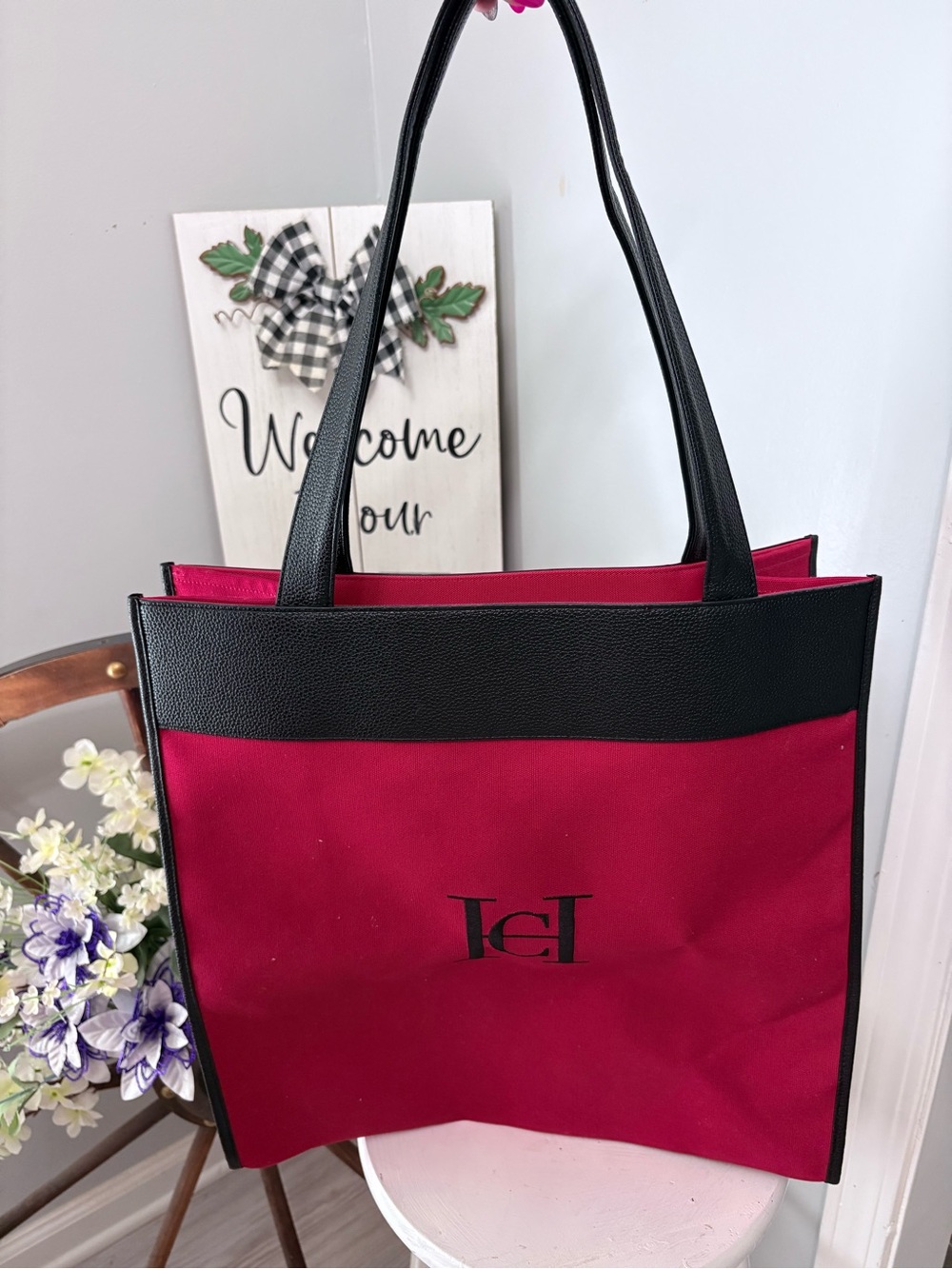 Signature Carolina Herrera Two-Tone Black and Red Tote with faux leather trim